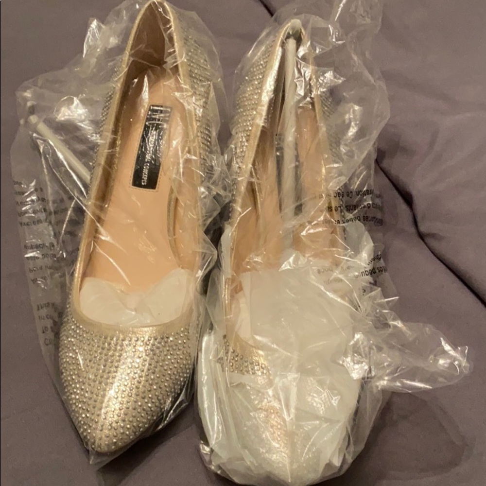 INC a international concepts heels brand new